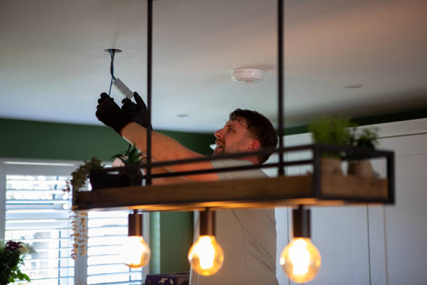 Best Affordable Emergency Electrician  in Fifth Street, TX